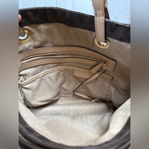 Michael Kors Brown Logo Tote with Tan Straps and Gold Charm FLAWED - Picture 7 of 11